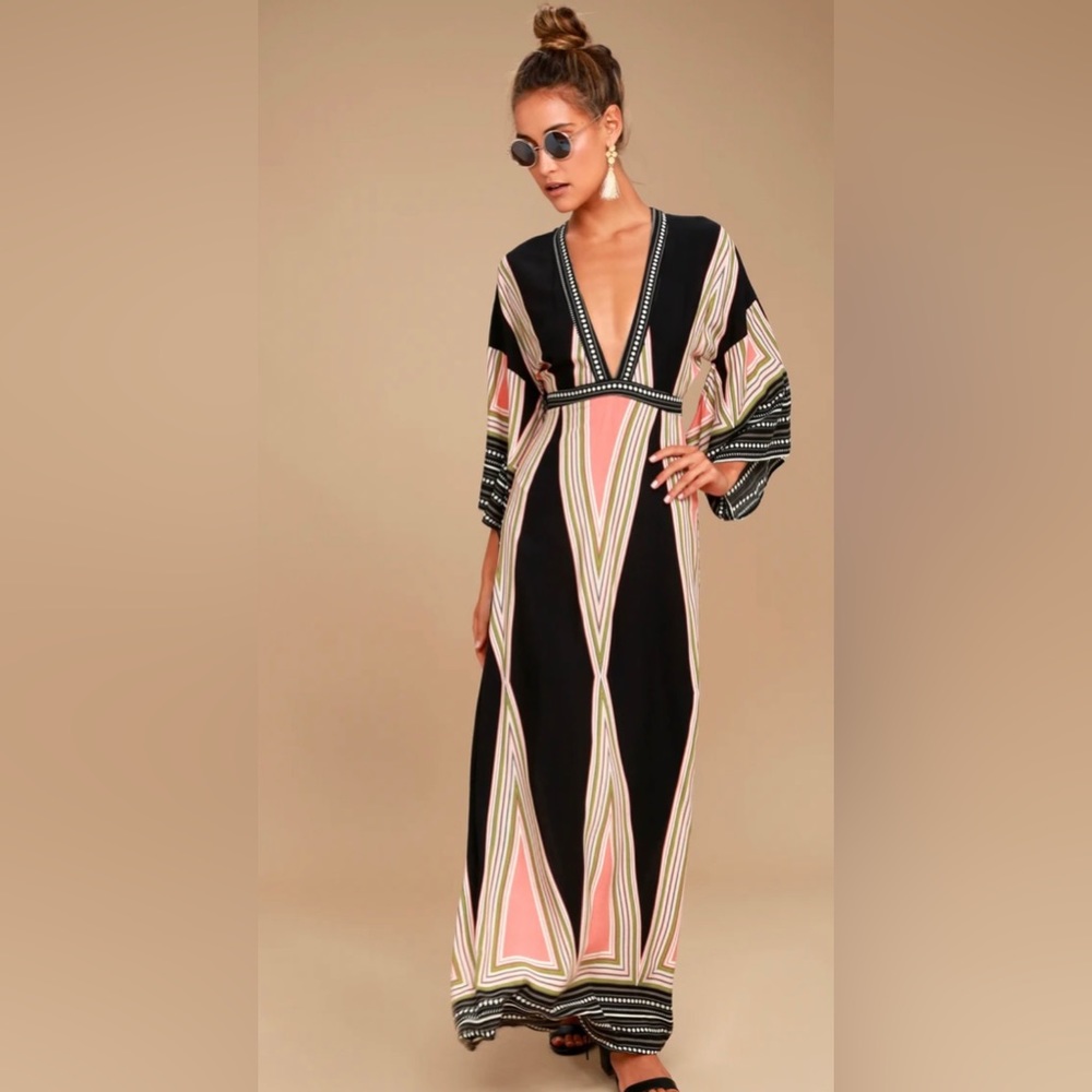 Lulus Maxi Dress Size Small